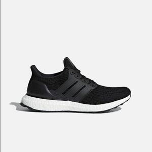 Black Adidas Ultraboosts